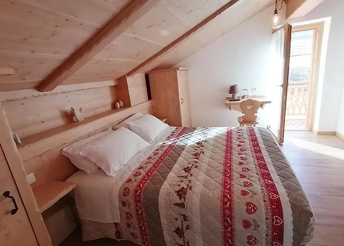 Ai Larici 3*