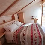 Ai Larici 3*